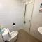 Staycation Homestay 64 Gem Suite - 古晋