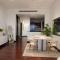 Elegant 1BR Full Palm View Apartment at 5 Star Resort - Dubaj