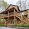 Stunning Cabin W Hot Tub, Pool Table, Arcades - Sevierville
