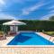 Villa Mia & Iva for 6 plus 2 people near Poreč with private pool & kids playground - pet friendly - Poreč