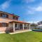 Villa Mia & Iva for 6 plus 2 people near Poreč with private pool & kids playground - pet friendly - Poreč