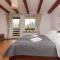 Quiet Bemowo House with Garden by Noclegi Renters