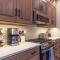 Lakeview Bliss- large home with lake views - 南黑文