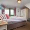 Sloopside Whole House in the heart of Bantham with sea views - Bantham