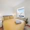Chic 2BR Loft-Style Apartment in Queensway - 伦敦