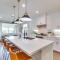 Putting Green and Mtn Views Luxe Home in La Quinta - La Quinta