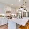 Putting Green and Mtn Views Luxe Home in La Quinta - La Quinta