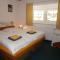 Hotel 66