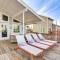 Canal-Front Gem in Galveston Fish, Crab and Unwind - 加尔维斯敦