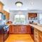 Lakefront New London Retreat with Dock and Hot Tub! - New London