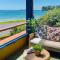 Casey's Beachfront Holiday House - Batehaven
