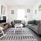 Charming Inner City Stay with parking & wifi