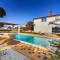 Villa Sunshine - Private Heated Pool & Sport Fields