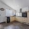 Villa Sunshine - Private Heated Pool & Sport Fields