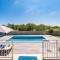 Rural Holiday Home Endi