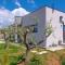 Villa Lily