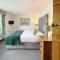 Merlin Farm Cottages short walk to Mawgan Porth Beach and central location in Cornwall - Моуґан-Порт