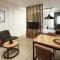 L 25 Apartments - 比托拉