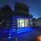 Pool and Jacuzzi Luxury Apartments