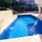 Pool and Jacuzzi Luxury Apartments