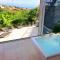 Pool and Jacuzzi Luxury Apartments