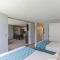 Tower 2 Suite 1208 -QQE condo
