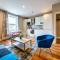 Stylish 1BR Prime Location Near Station and Shops - South Norwood
