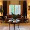 Luxury villa with swimming pool and garden - Sheikh Zayed
