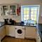 Very Spacious, Great location. Castle and Sea view