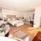 Newkings Boutique Hotel