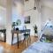 Duplex 165m2 with VIEWS only 30 Seconds to Charles Bridge - Praga