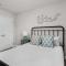 Beachy Gulf Breeze Home, Family & Pet Friendly - غولف بريز