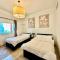 Cozy Family-Friendly 2BR in JVT - Dubaj