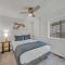 Lake Tahoe Vacation Rental Fireplace and Balcony - 斜坡村