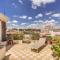Attic with Terrace Overlooking St Peters Basilica - Rzym