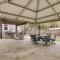 Pets Welcome Home with Deck and Patio in Hockley! - Hockley