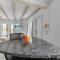 Gulf Access, Dock, Heated Pool, Across from the Beach - Sea-cluded Bungalow -Roelens - فورت مايرز بيتش