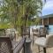 Gulf Access, Dock, Heated Pool, Across from the Beach - Sea-cluded Bungalow -Roelens - فورت مايرز بيتش