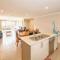 Gungahlin 4 bed room townhouse