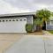 10 Mi to Redondo Beach Carson Home with Pool Table! - Carson