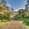 Rainforest Stay with Hot Tub Less Than 3 Mi to Natl Park!