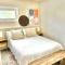 UncleLarry's Lake Place, Sleeps 10 & Hot Tub - LaPorte