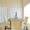 Minutes from Disney - Entertainment Haven with Pool - Orlando