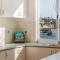 Waters Edge Apartment with Jetty