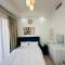 Family-Friendly Villa 1br with Play Area+Pool. UAE - Dubaj