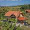 Vineyard Cottage Brodaric - Happy Rentals