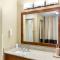 Comfort Inn & Suites Near University of Wyoming