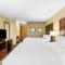 Comfort Inn & Suites Near University of Wyoming