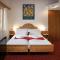 Apartment Chalet Abendrot apARTments-10 by Interhome