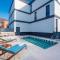 Villa Isola penthouse ap with a pool for 6 - Novalja